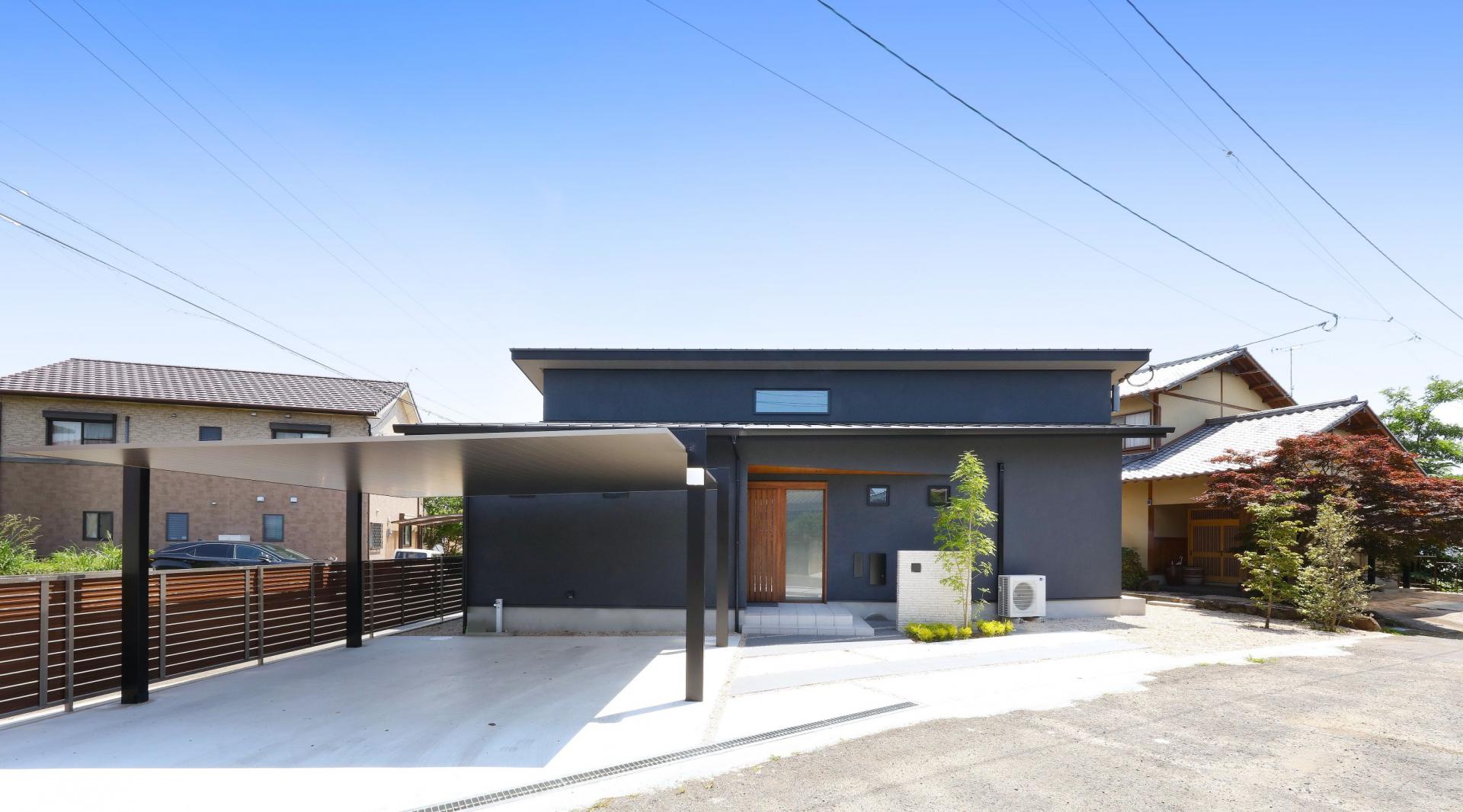 無垢の素材に囲まれた温かみのある平屋住宅